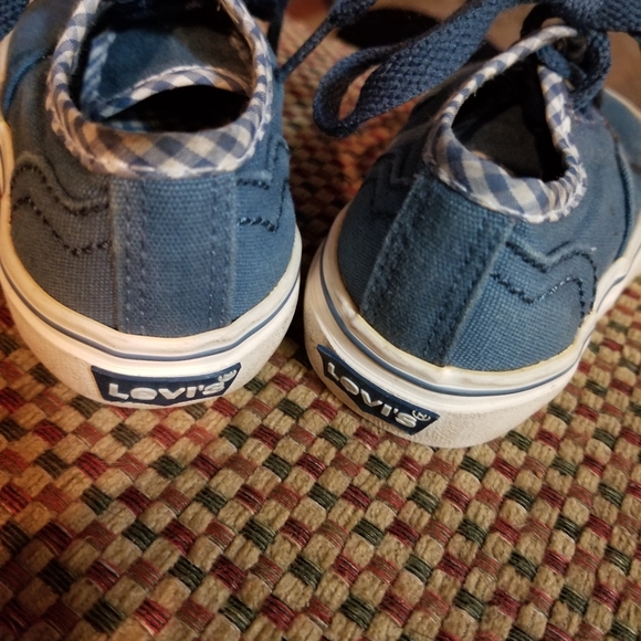Little Levi's Shoes - Picture 3 of 5